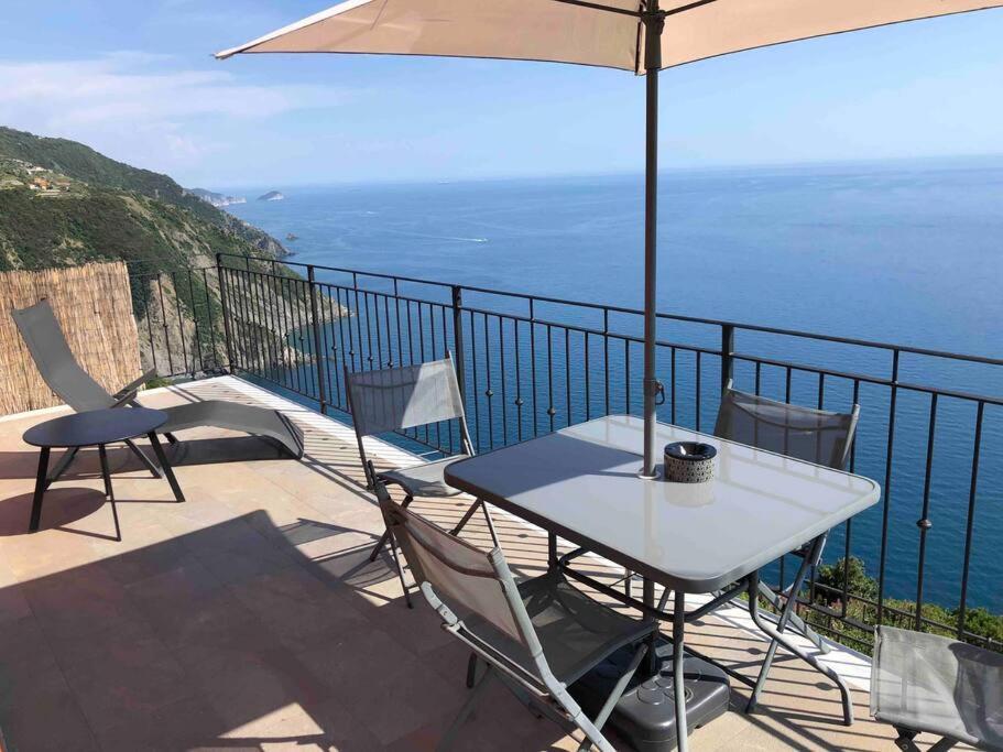 Villa Orangehouse Cinque Terre. Private Parking Riomaggiore Exterior foto