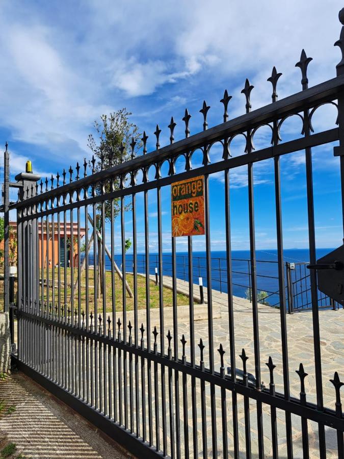 Villa Orangehouse Cinque Terre. Private Parking Riomaggiore Exterior foto